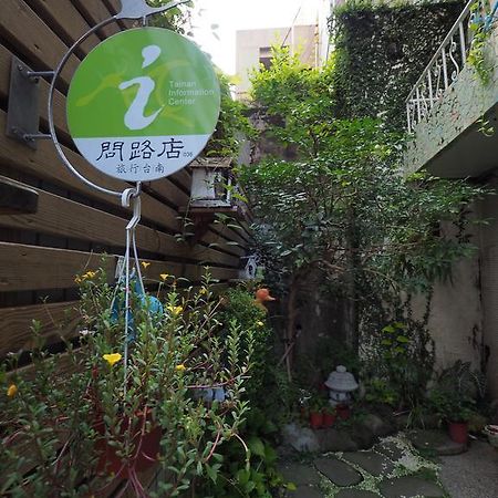 Turret Houses B&B Tainan Exterior photo